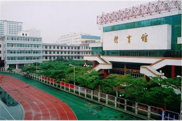 柳州地区师范高中