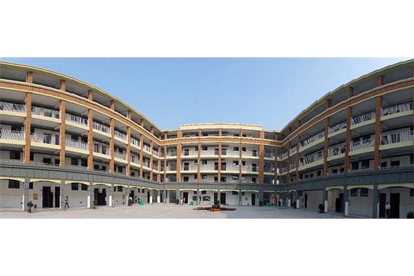 江南实验学校