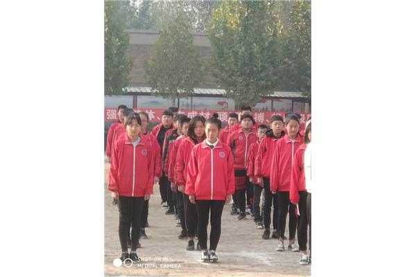清苑中学