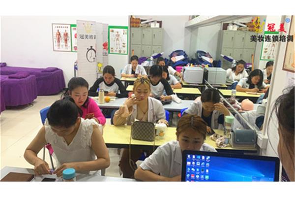 哪有美容培训学校