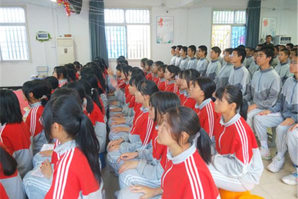 少年封闭管教学校