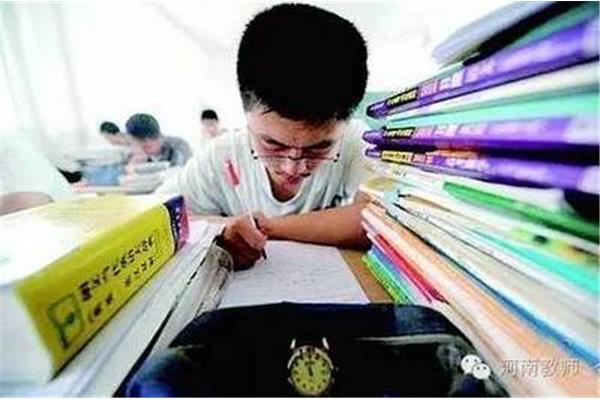 高考后多久可以查成绩