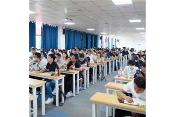 高考补习学校