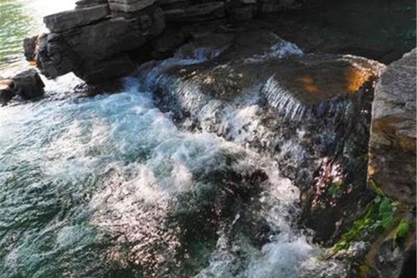泉水的资料