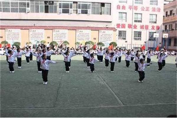 西一路小学