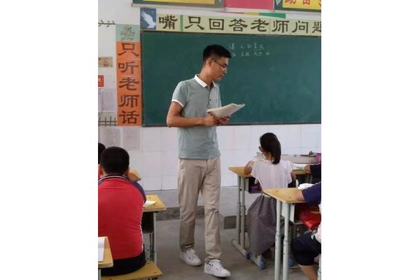 老师的感人故事