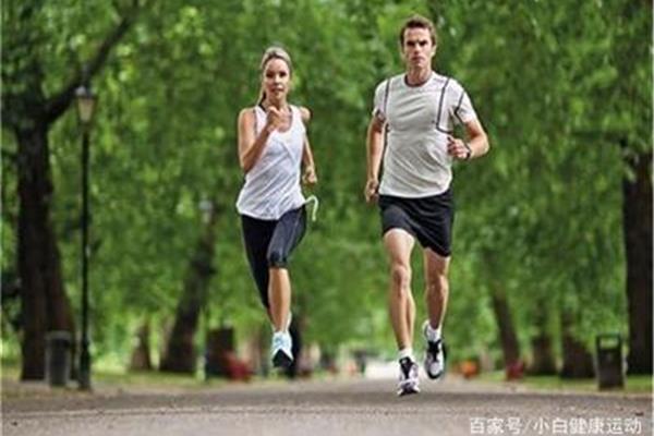 晚上几点跑步最好