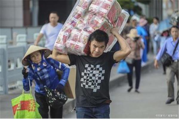 出门打工图片