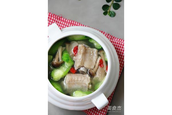 丝瓜排骨汤