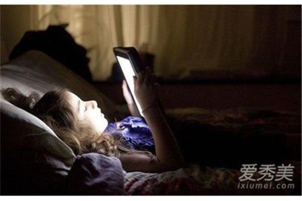 女生熬夜会怎么样