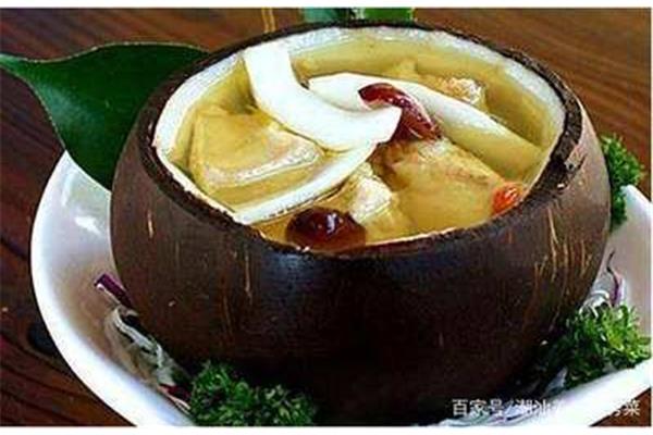 椰子鸡汤的做法